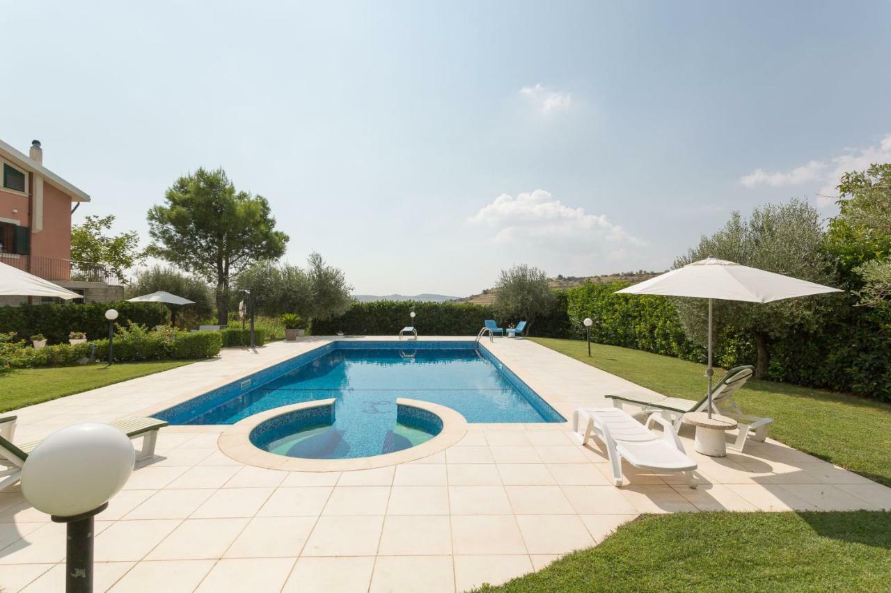 Villa Calaforno Giarratana Exterior foto